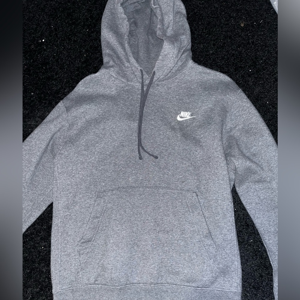 Small Nike hoodie